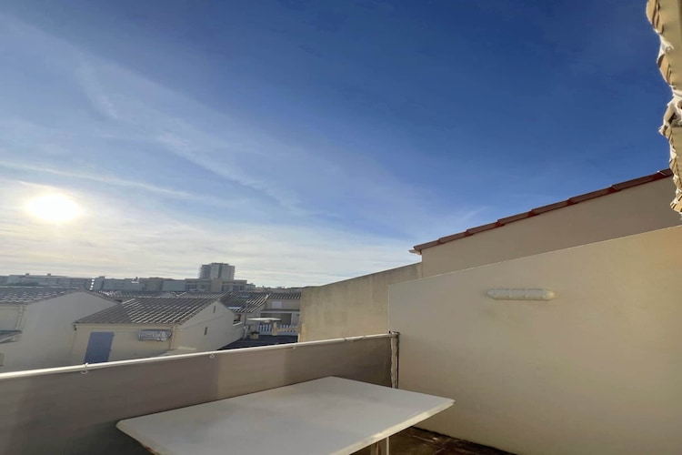 LOU 151 MAYNARD-Terrasbalkon