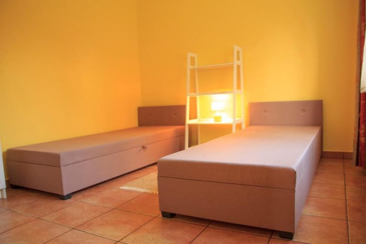 Mieszkanie na parterze dla 4 osób 2 pokojowe-Exterior summer