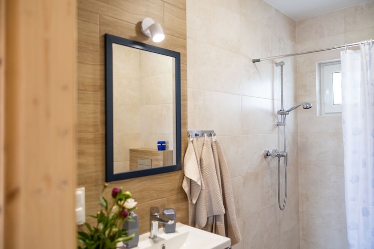 Apartamenty parterowe dla 4 osób w Mielnie-Badkamer