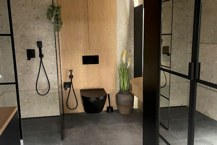 Komfortowy apartament Loft w Łodzi-Bathroom