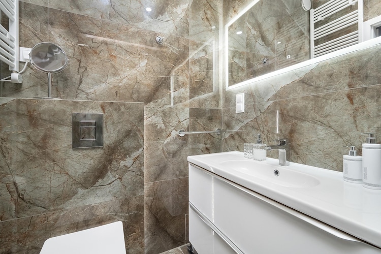 Apartament w Polanicy Zdrojowa 34B - 408-Bathroom