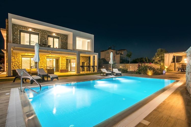 Villa Kastalys-Zwembad