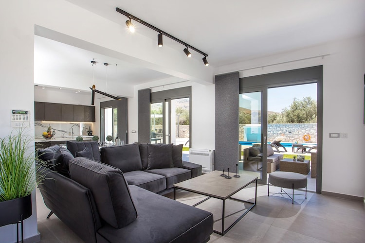 Villa Kastalys-Woonkamer