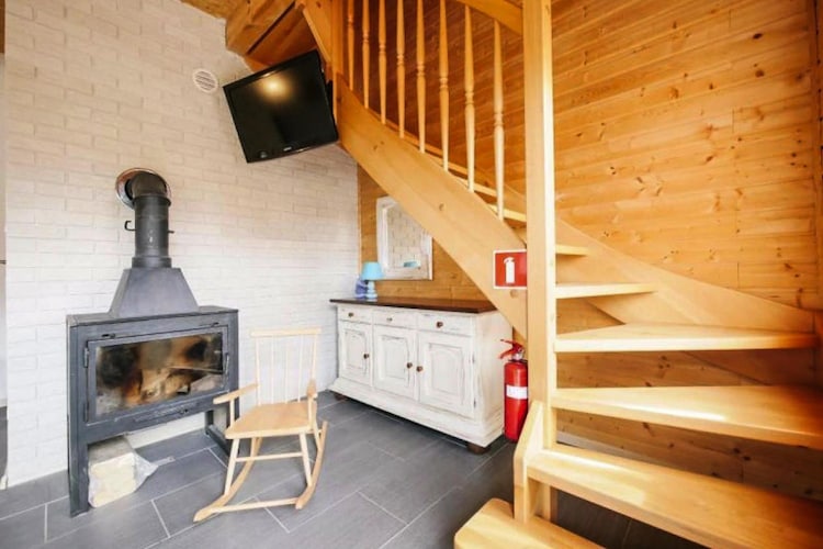 Piętrowe domy wakacyjne Bobolin dla max 3 os-Stairs