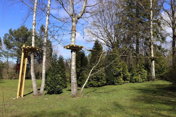 Dom wakacyjny w Sasinie dla max 8 osób-Jardins en été