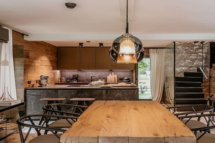 Chalet de luxe jacuzzi et sauna au Lac de Bohinj-Dining room