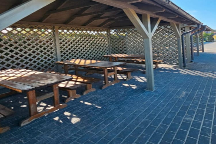 Apartamenty wakacyjne w Krynicy Morskiej z widokiem na miasto NR 9-Parkeinrichtungen