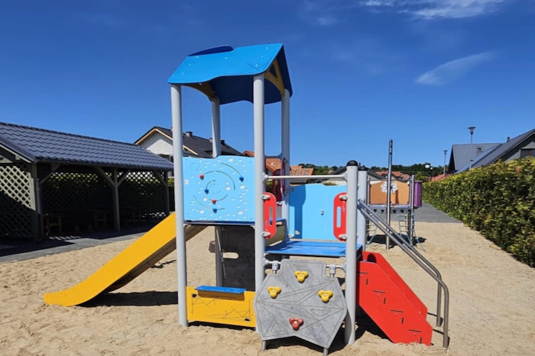 Apartamenty wakacyjne w Krynicy Morskiej z widokiem na miasto NR 9-Parkeinrichtungen