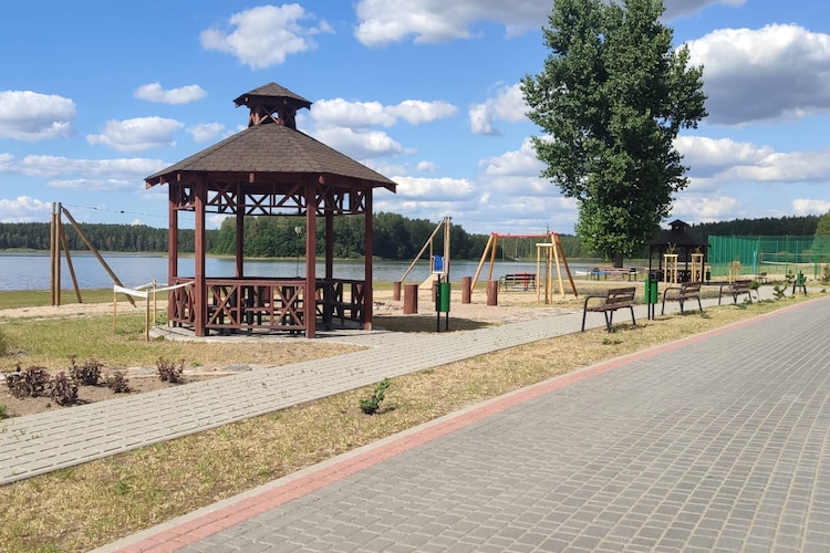 Apartament wakacyjny w Kiedrowicach dla max 6 osób-Zones été à 1 km