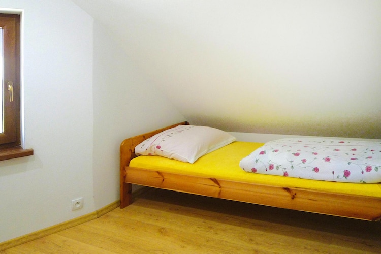 Apartament wakacyjny w Kiedrowicach dla max 6 osób-Chambre