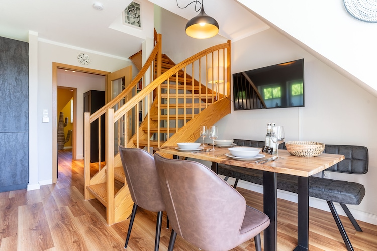 FeWo Auster-Eetkamer