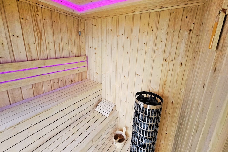 Parterowe domki wakacyjne dla 5 osób w Gąskach SPA w cenie pobytu-Sauna