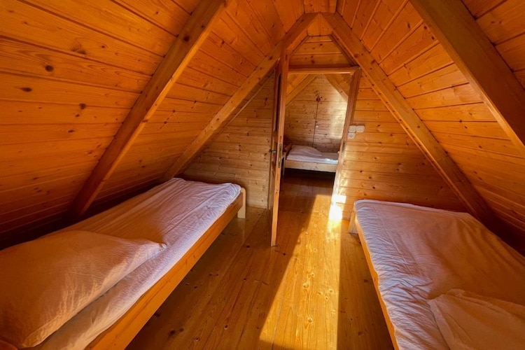 Domki wypoczynkowe - Promyczek-Chambre