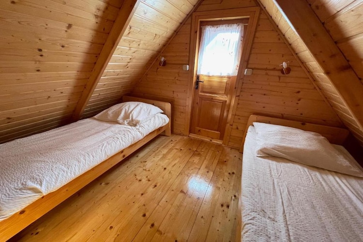 Domki wypoczynkowe - Promyczek-Chambre