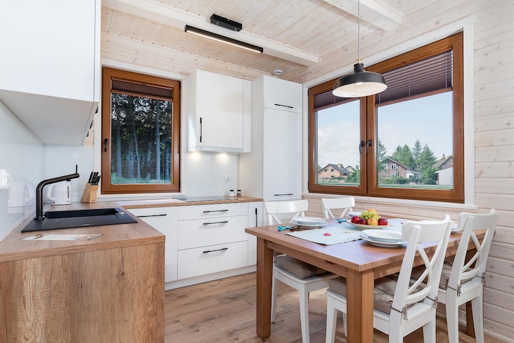 Comfortable holiday home (no. 13), summer pool