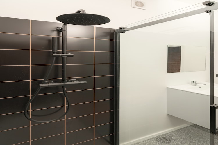 CN_R_302 - Bathroom