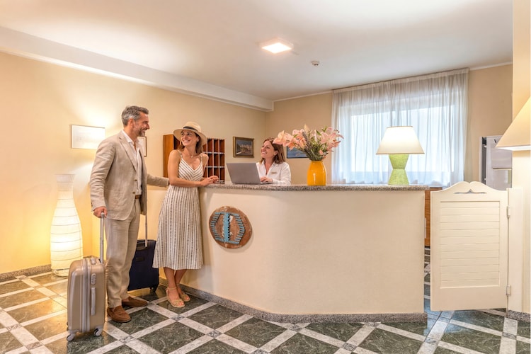 Rina Sea Apartments Bilo