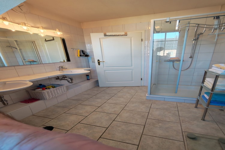 Ferienwohnung Gartenblick - Badkamer