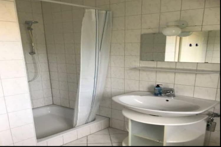 Ferienwohnung Mühlenblick - Badkamer