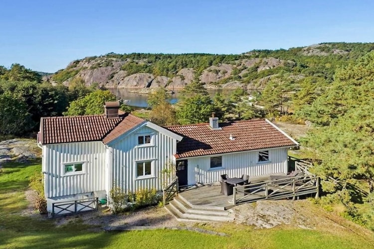 Hjälteby