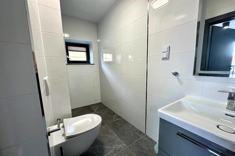 Studio na pierwszym piętrze - Badkamer