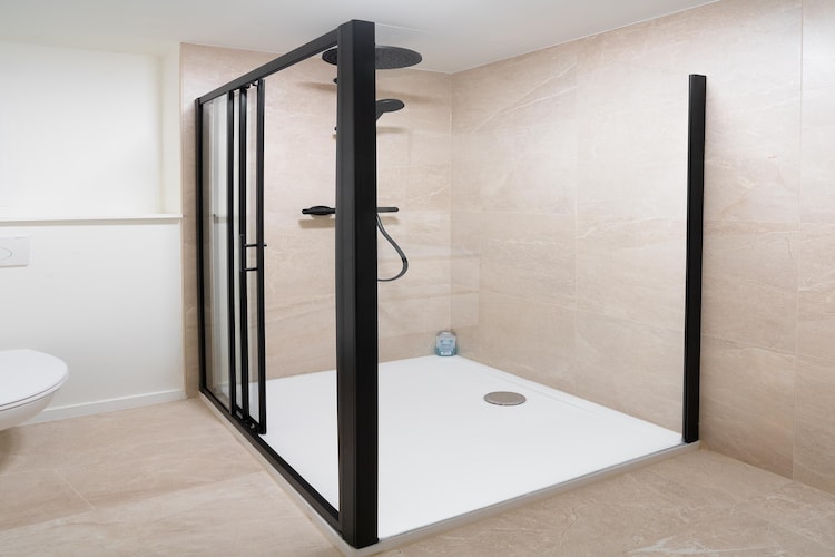 FR135_11L_2A - Bathroom
