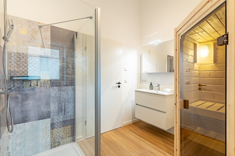 Ferienhaus in Kating - Huus Spatz - Badezimmer