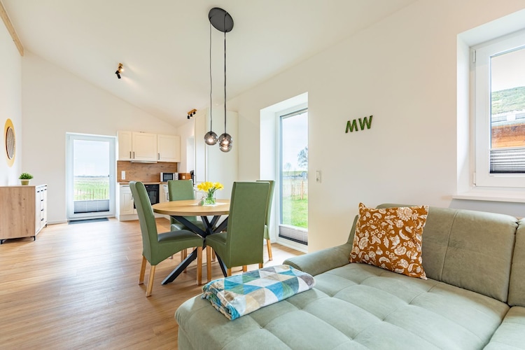 Ferienhaus in Kating - Huus Spatz - Wohnzimmer