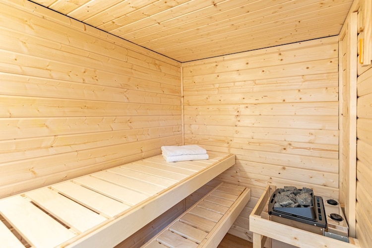 Ferienhaus in Kating - Huus Plüschmors - Sauna