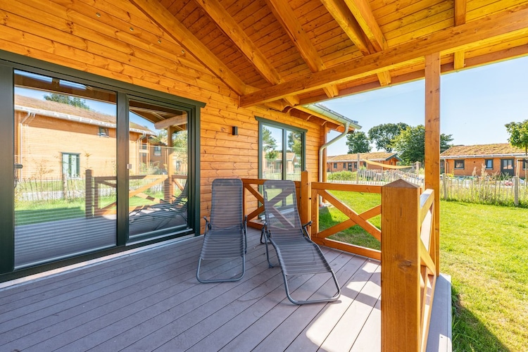Ferienhaus in Kating - Huus Plüschmors - Terrasse/Balkon