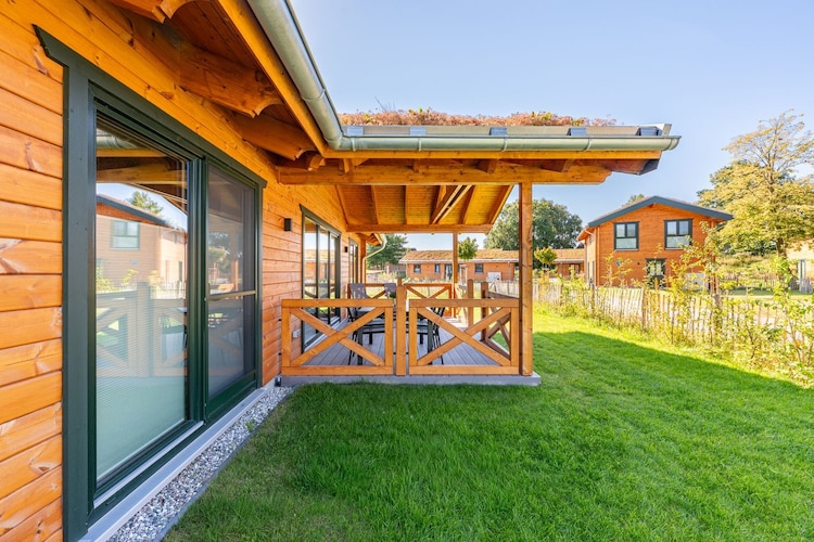 Ferienhaus in Kating - Huus Plüschmors - Garten Sommer