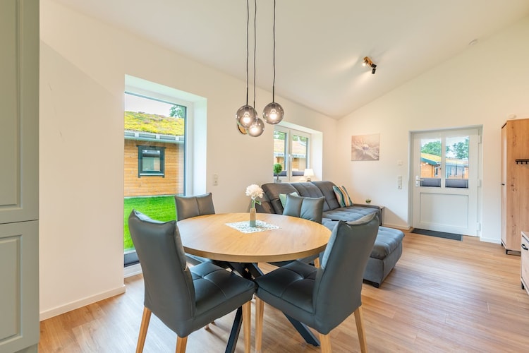 Ferienhaus in Kating - Huus Hunbloom - Esszimmer