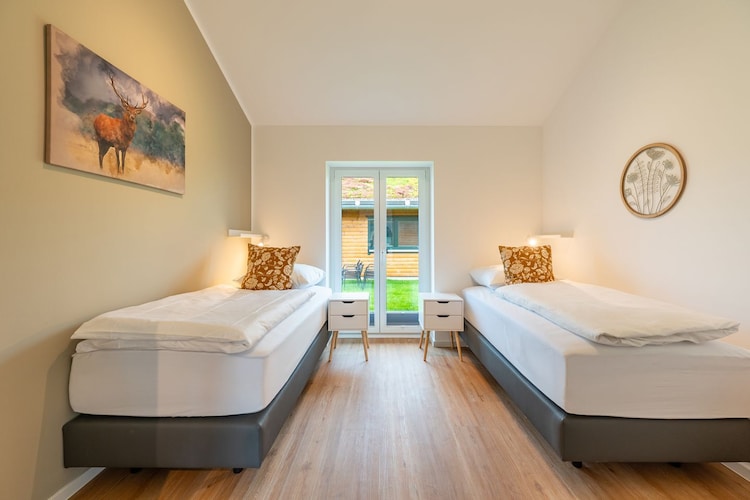 Ferienhaus in Kating - Huus Hunbloom