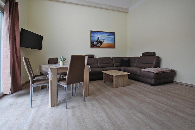 Appartement Hafenflair / Haus 2 / OG-Wohnung 9 - Woonkamer