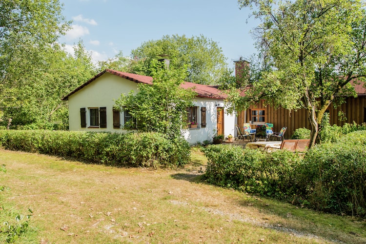 Vrijstaand huis met tuin en eigen sauna in het region Fränkische Schweiz