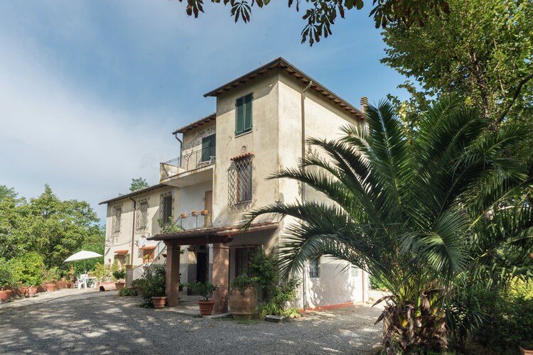 Authentiek vakantiehuis in Toscane met grote tuin