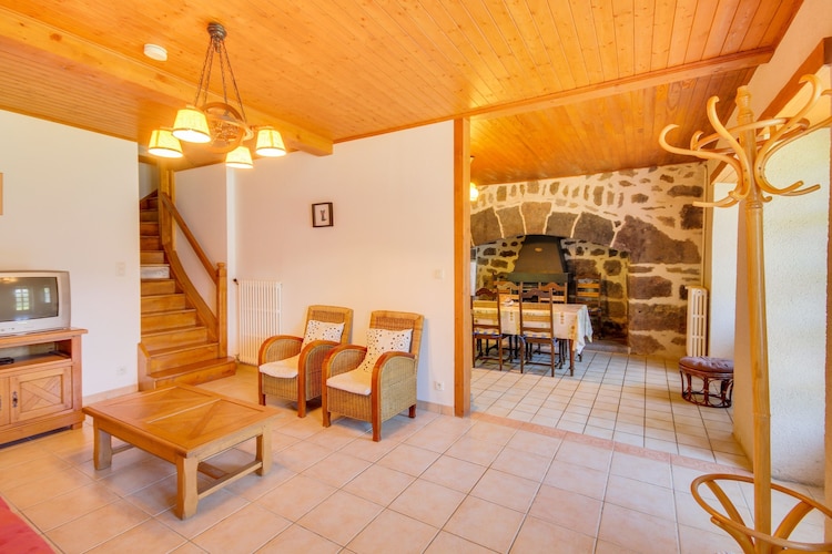 Maison près des volcans d'Auvergne