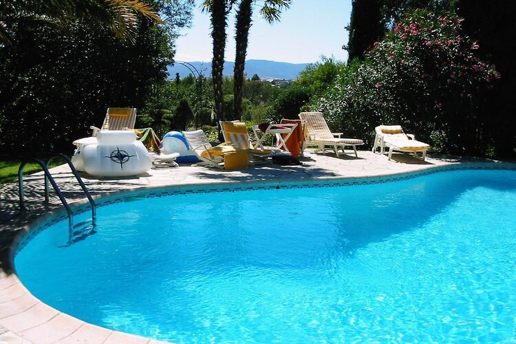 Smaakvolle villa in Frejus met privézwembad