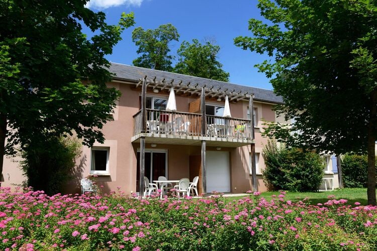 Vakantiehuizen Frankrijk | 186 | Appartement te huur in Rignac met zwembad  met wifi 4 personen