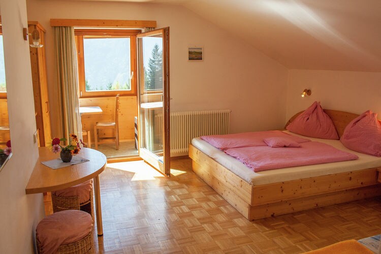 Vakantiehuizen Oostenrijk | Kaernten | Appartement te huur in Hermagor met zwembad  met wifi 6 personen