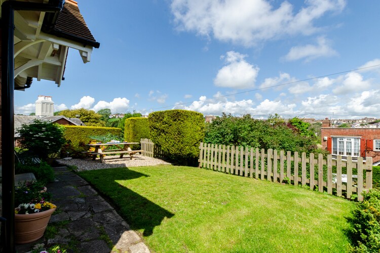 Brackledown House