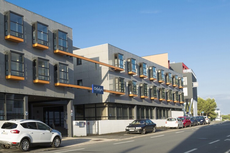Appartement met Zwembad te huur