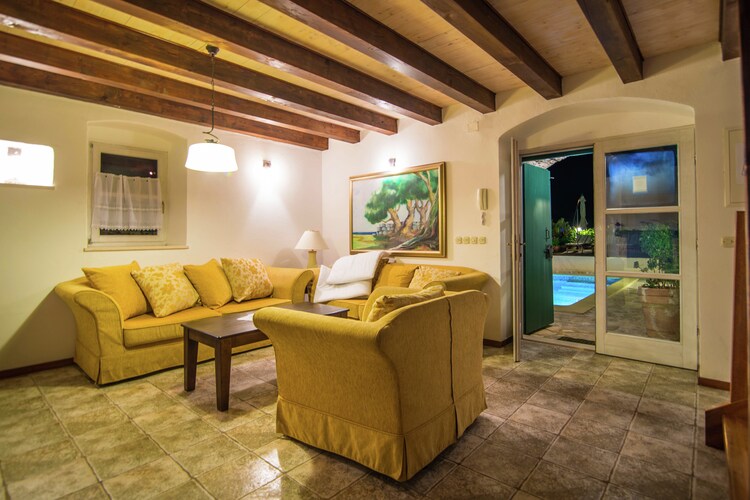 Villa Maruka
