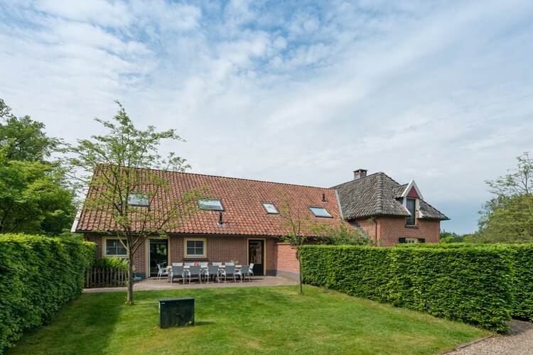 't Woonhuus En De Daele