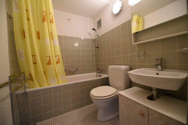 Appartement Zwitserland, Graubunden, Mastrils Appartement CH-7303-01