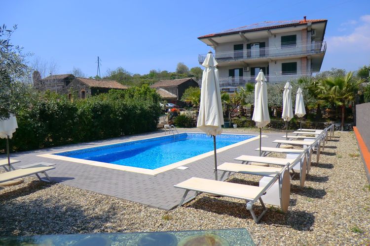 Vakantiehuizen Italie | Sicilia | Vakantiehuis te huur in Santa-Venerina met zwembad  met wifi 10 personen