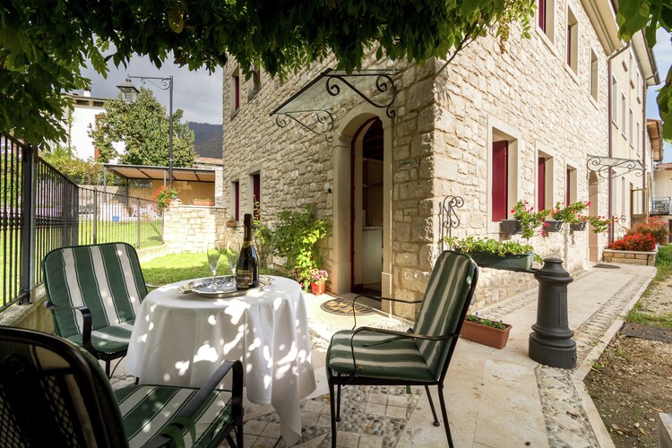 Vakantiehuizen Italie | Veneto | Appartement te huur in Miane   met wifi 2 personen