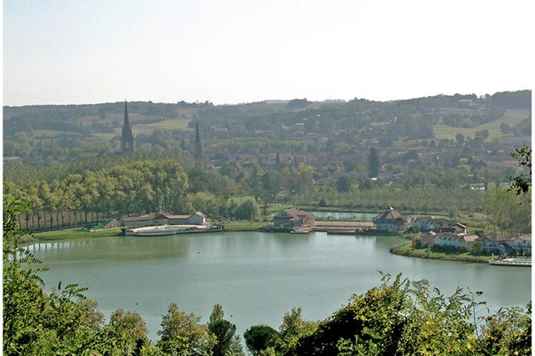Feriebolig Près du lac dans le Gers