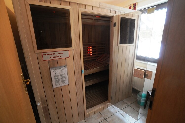Vakantiehuis Ovifat max. 29 personen 3 huisdieren 10 slaapkamers sauna #11