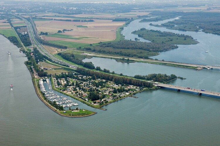Recreatiecentrum De Biesbosch 4